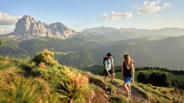 Why Walking Is Amazing! The Surprising Benefits of a Simple Daily Habit