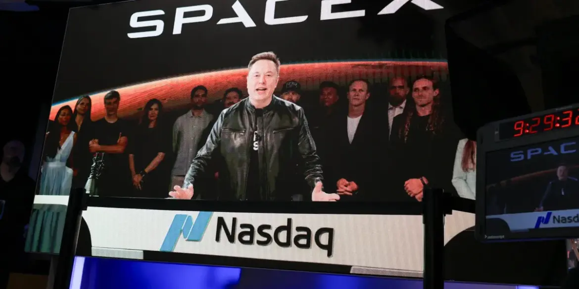 Investors thought they were buying pre-IPO OpenAI and SpaceX shares. Their cash went to strip clubs, Bloomingdale’s, and shopping on Amazon, SEC alleges