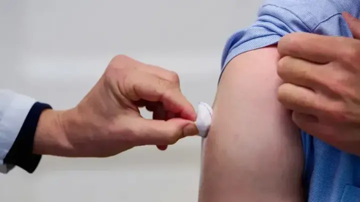 Health Officials Monitor Early Surge in Influenza Cases